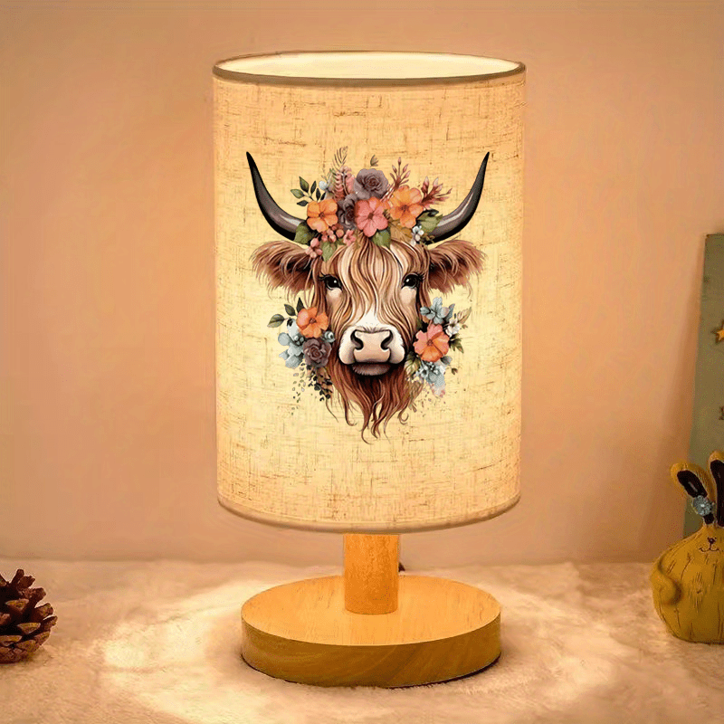 Highland Ko med Blomster Trælamp